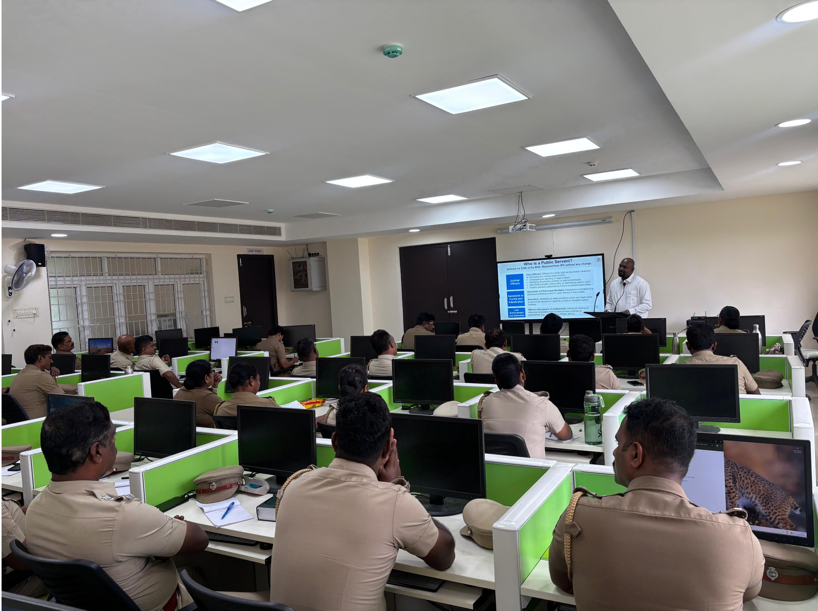 I. Calvin Jones addressing officers at the Tamil Nadu Police Academy